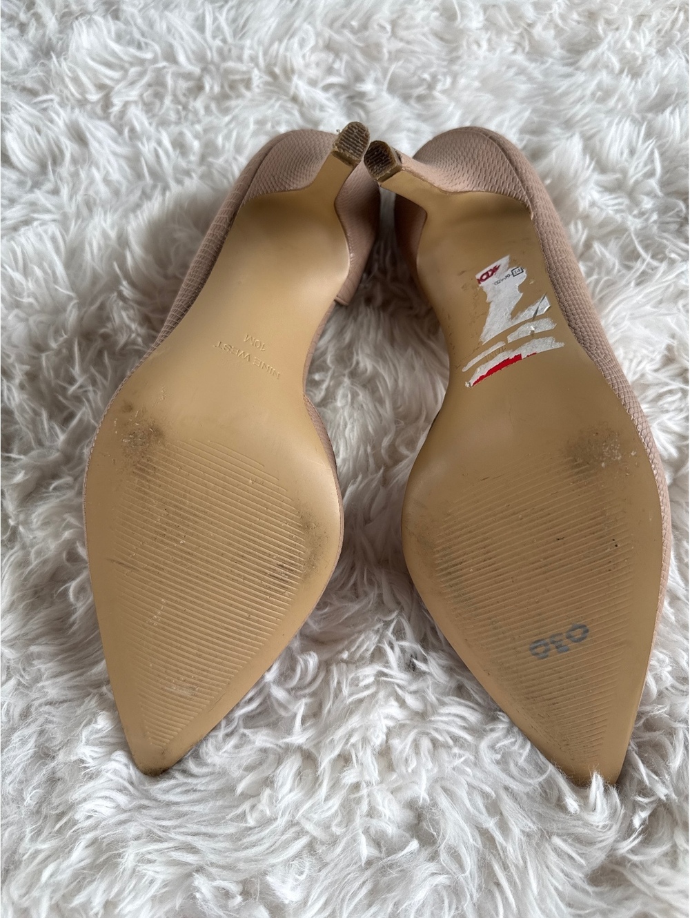 Nine West Nude Textured Pointed Toe Pumps Size 10M - Picture 3 of 8